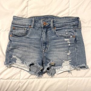 American Eagle High-Tise Denim Short Shorts. Size 6.